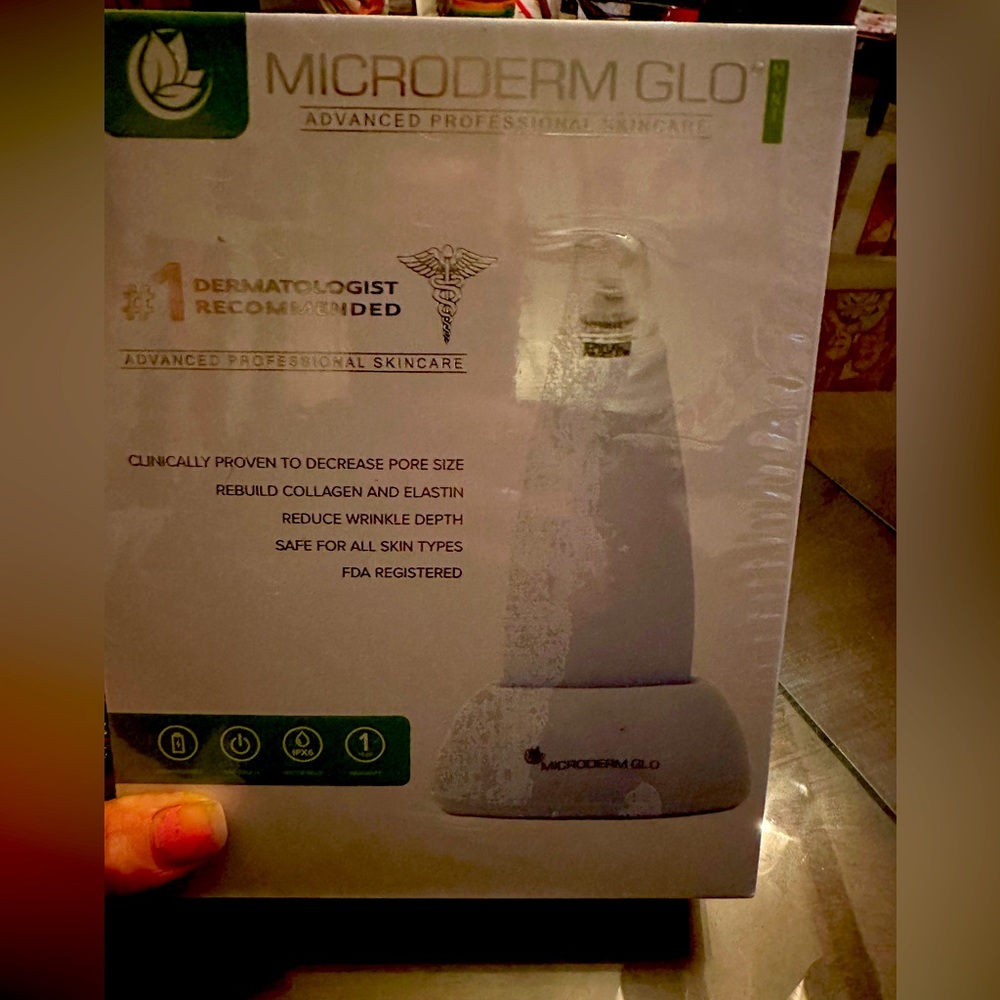 Microderm Glo Advanced Professional Skincare - New in Box